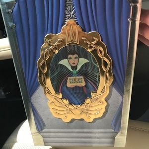 Cinemark Snow White Mirror Popcorn bucket